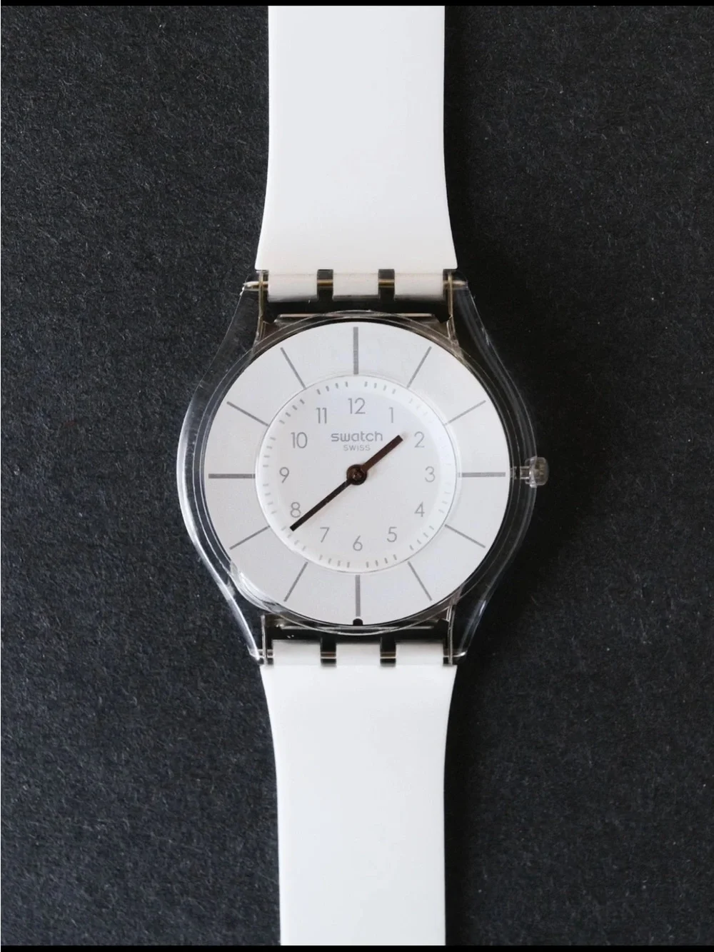 Swatch White Classiness Skin (Ultra Thin) Clear Case White Silicone Strap